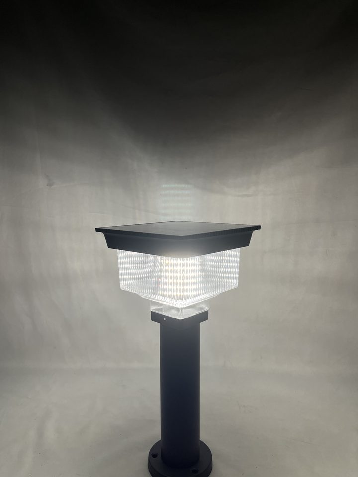 SG-9 outdoor light shown with neutral illumination